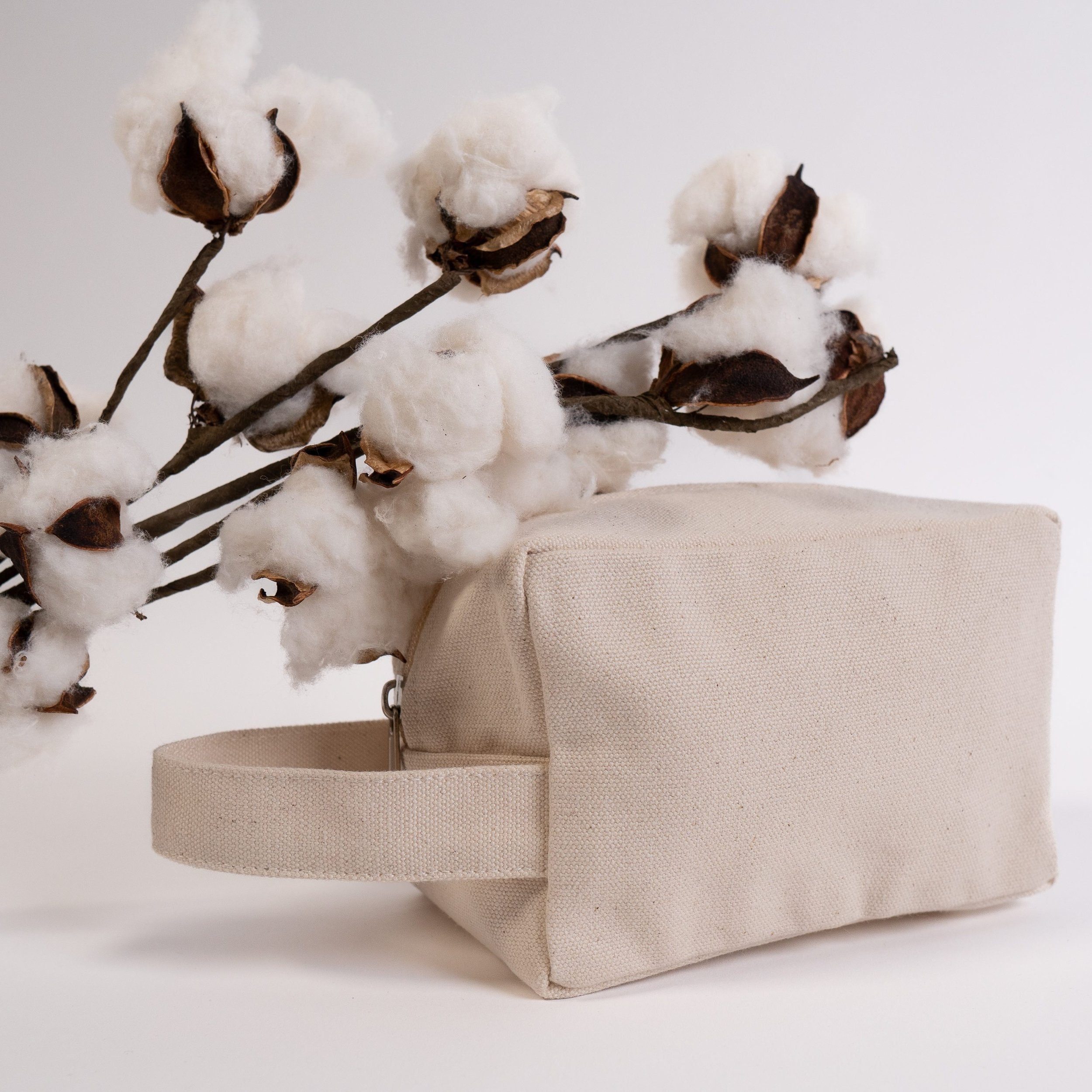 Eco-friendly cotton canvas bag with cotton plant decoration